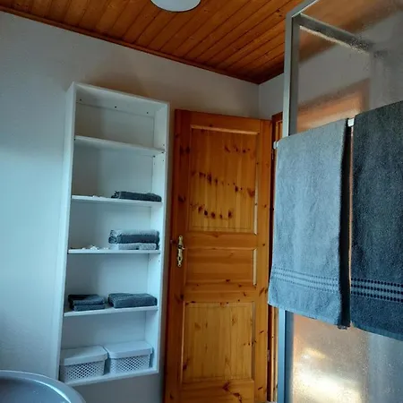 Dachgeschosswohnung Mit Burgblick In Kues Apartment *