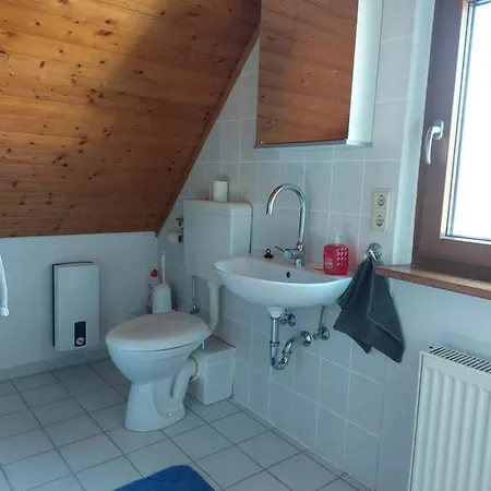 Dachgeschosswohnung Mit Burgblick In Kues