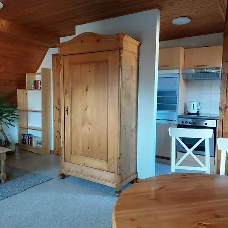 Dachgeschosswohnung Mit Burgblick In Kues