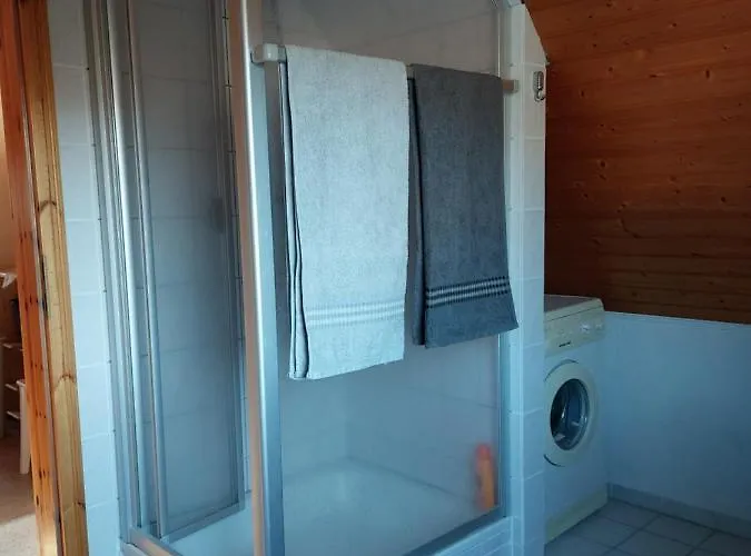 Dachgeschosswohnung Mit Burgblick In Kues