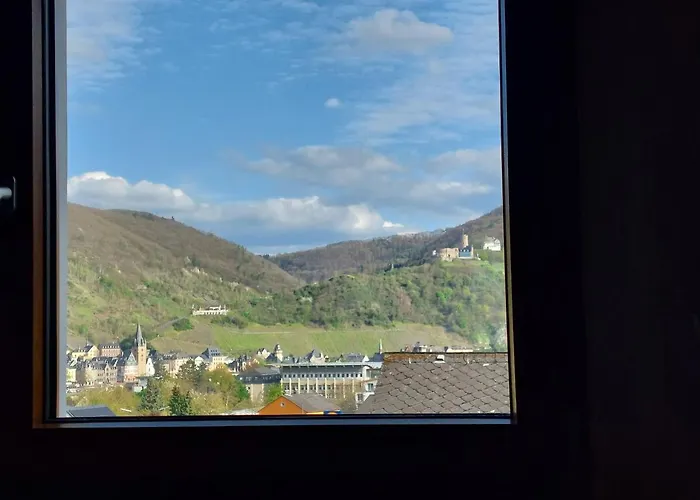 Dachgeschosswohnung Mit Burgblick In Kues Apartment Bernkastel-Kues